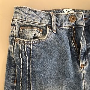 Urban Outfitters Mom Jeans